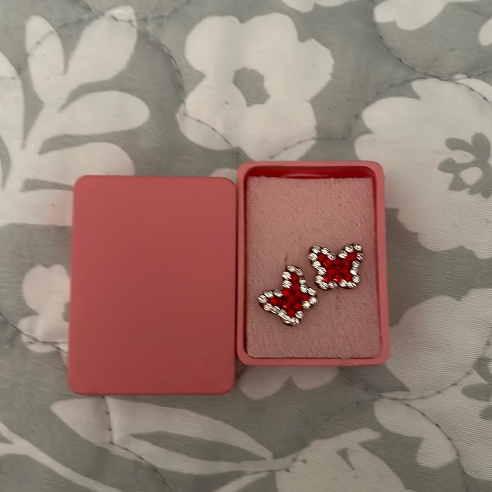 Butterfly real silver stone earrings. Perfect for a gift.